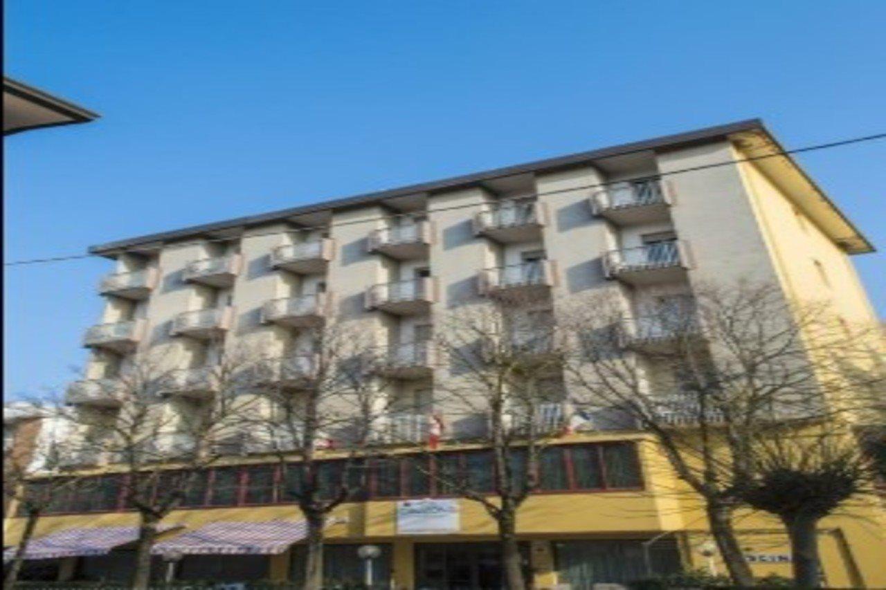 Hotel Orizzonti Rimini Bagian luar foto