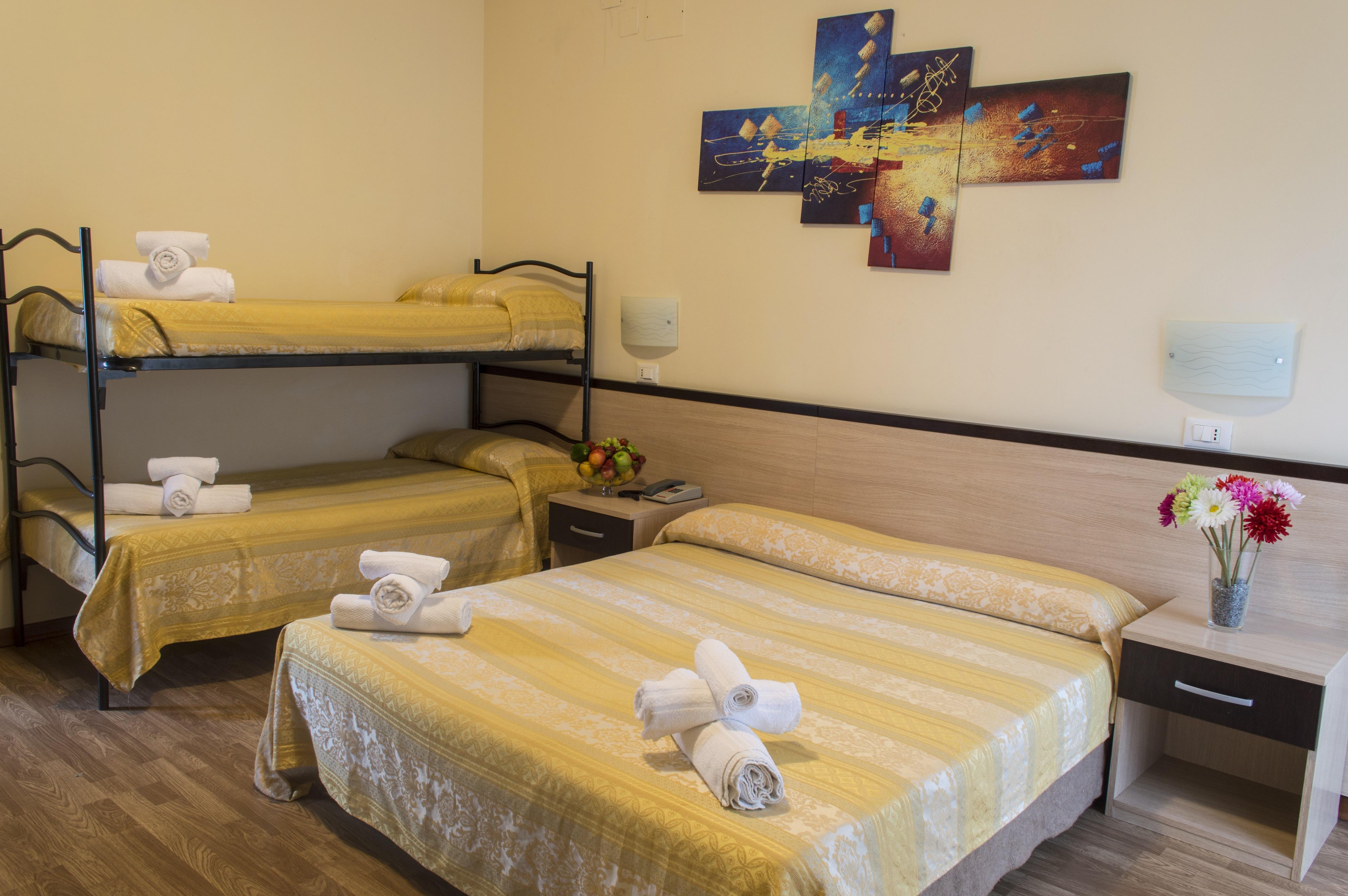 Hotel Orizzonti Rimini Bagian luar foto