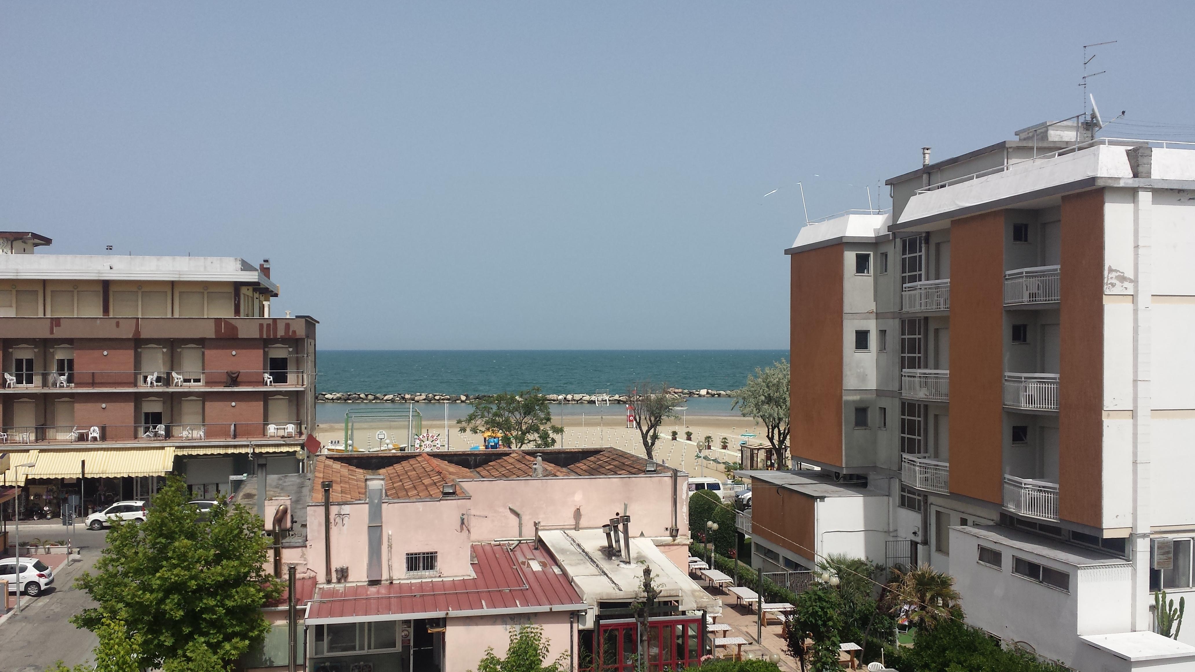 Hotel Orizzonti Rimini Bagian luar foto