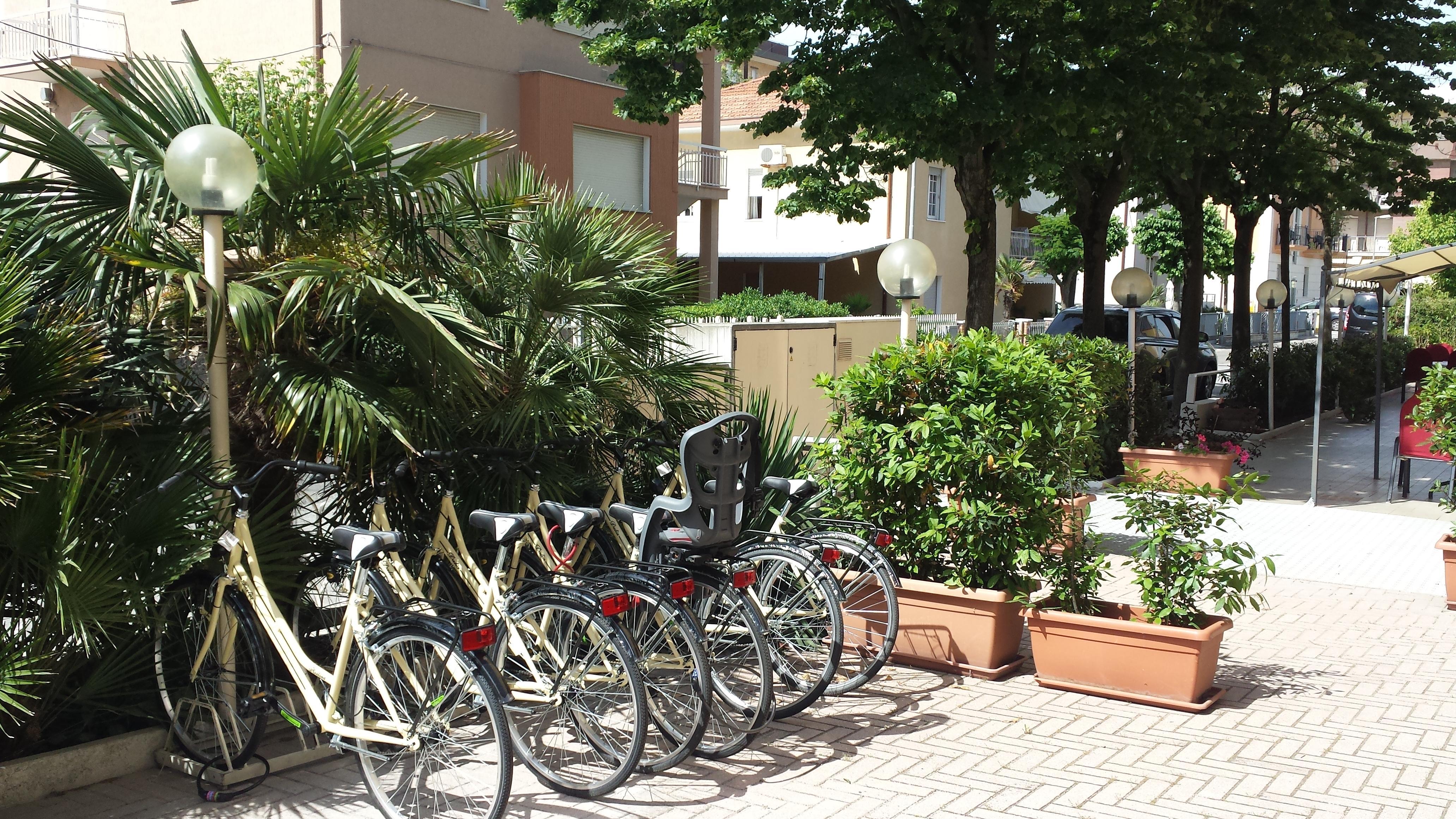 Hotel Orizzonti Rimini Bagian luar foto