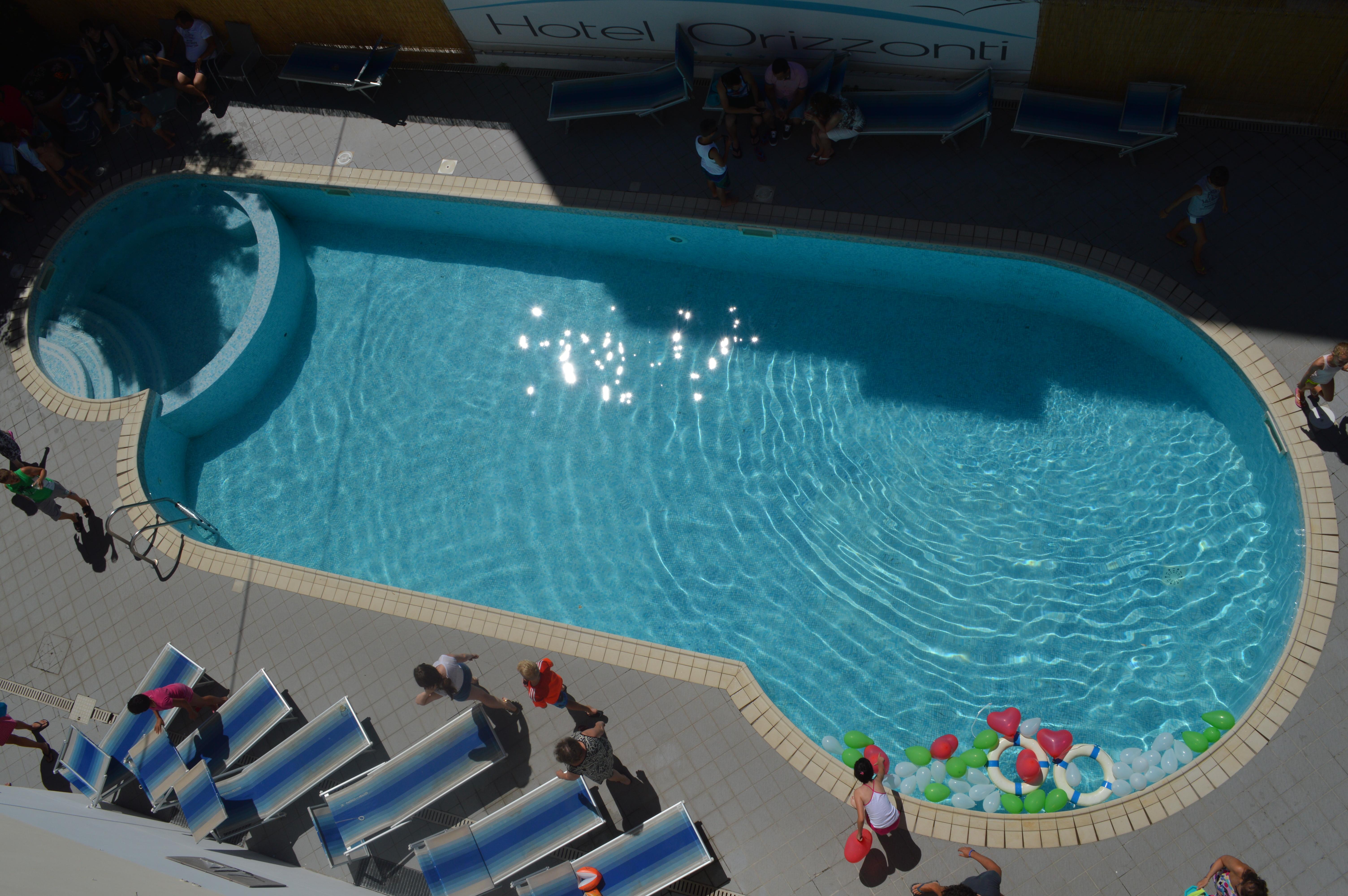 Hotel Orizzonti Rimini Bagian luar foto