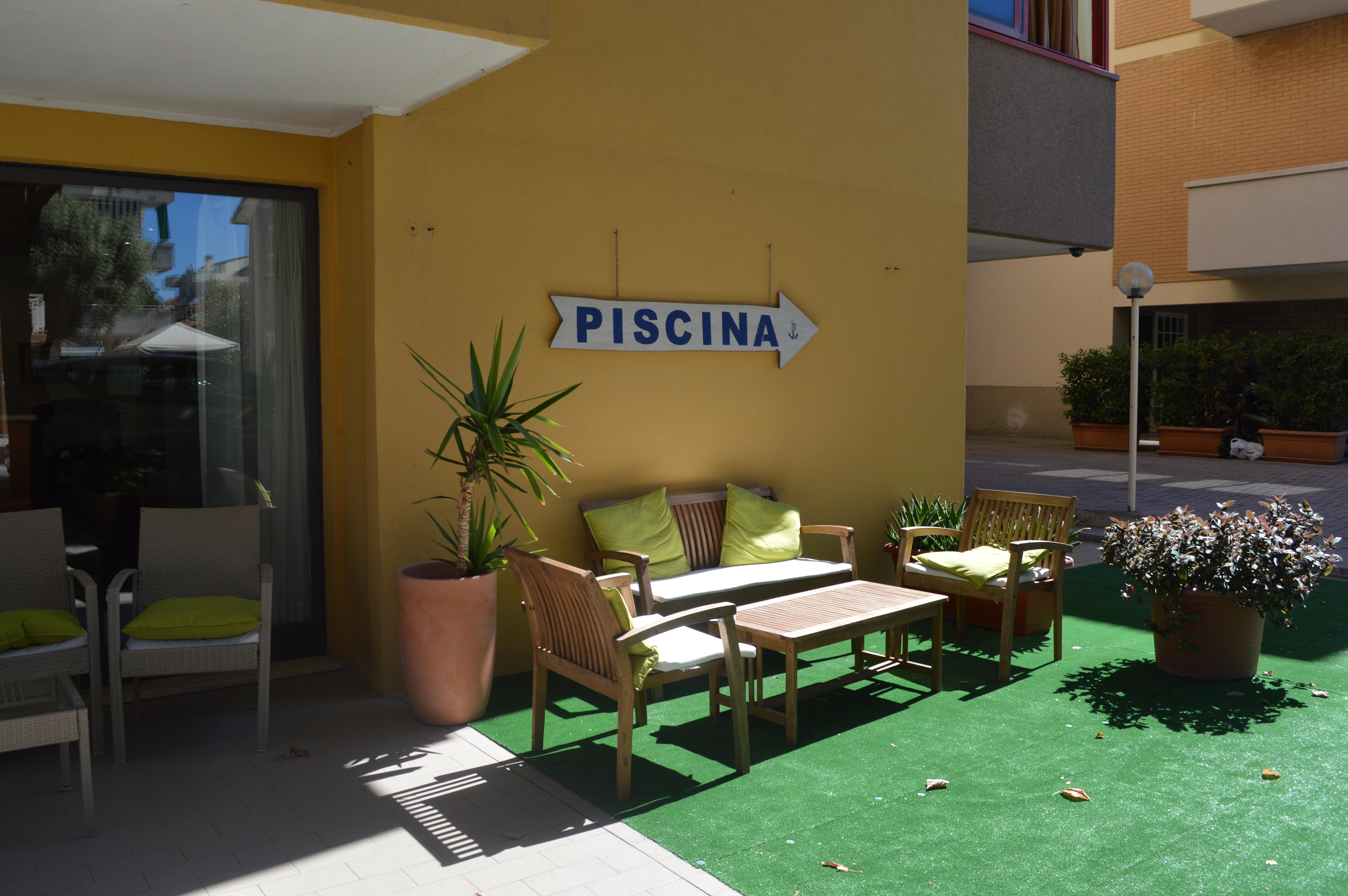 Hotel Orizzonti Rimini Bagian luar foto
