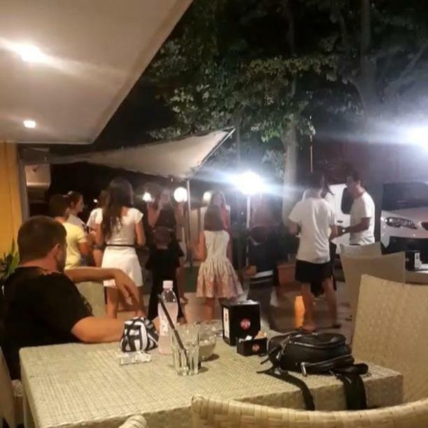 Hotel Orizzonti Rimini Bagian luar foto